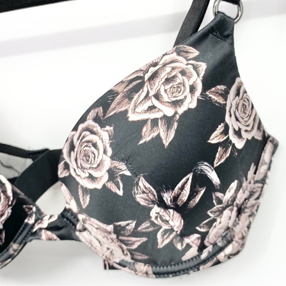 Victoria's Secret Size 32C Bra Very Sexy Push Up Black White Satin Floral Wire - Picture 2 of 9